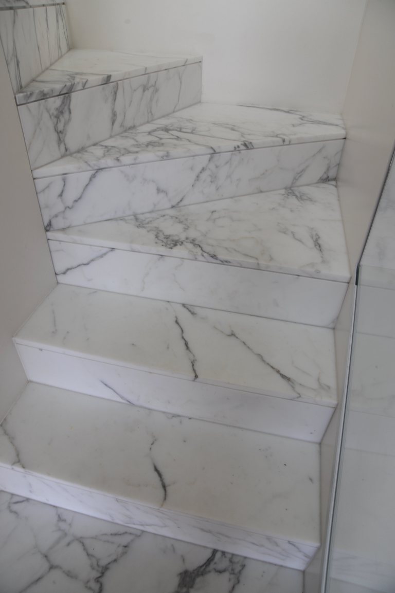 Nasteski Bondi Pacific Penthouse 15_stair detail_Stephen Varady Photo ©