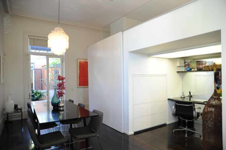 Hynes Apartment 08_dining + study 2_Stephen Varady Photo ©