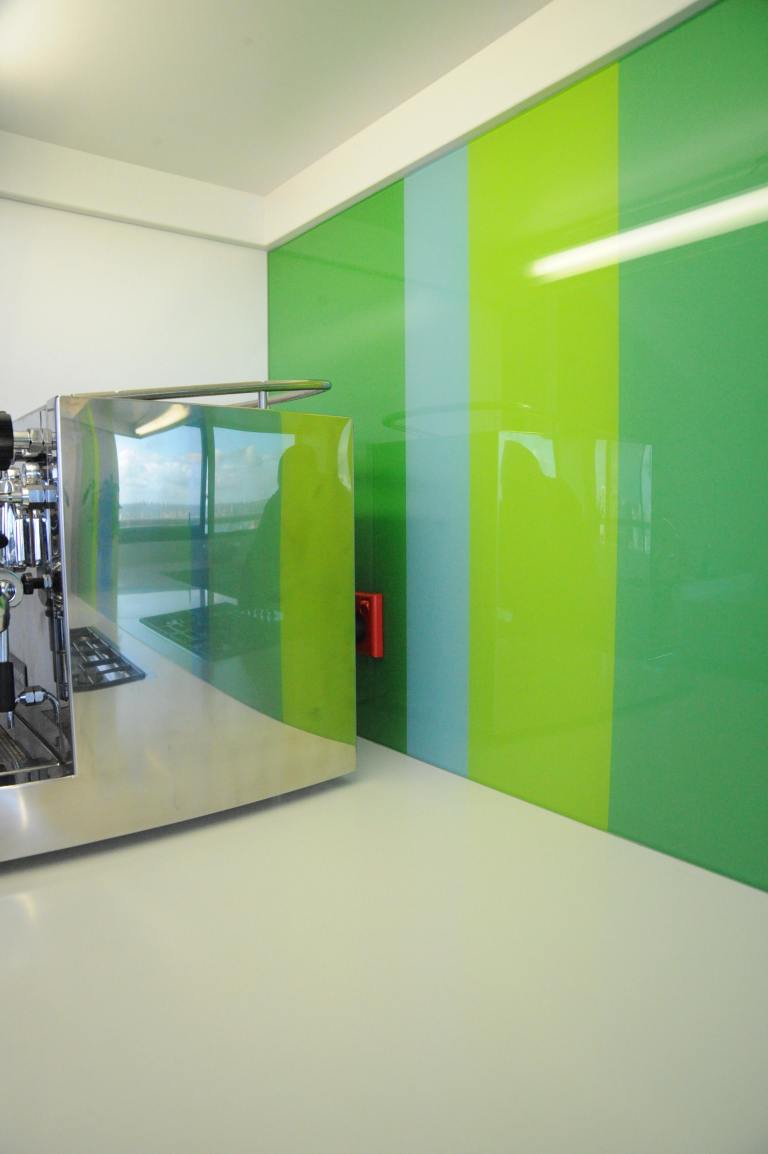 Moss Buswell Apartment 09_splashback detail 2_Stephen Varady Photo ©