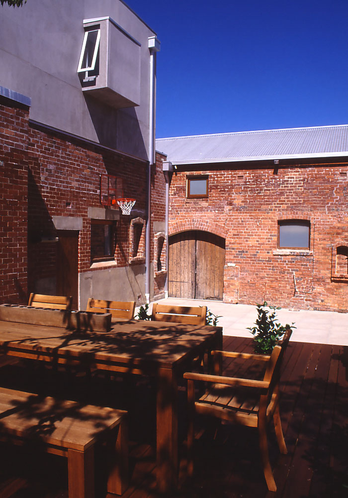 Slobom Residence #2_24_deck+restoration+extension_Stephen Varady Photo ©